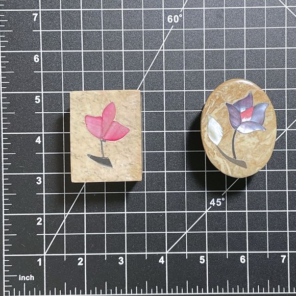 Vintage Soapstone Small Trinket/Jewelry/Ring Boxes Pearly Inlay Flower Set of 2 - Picture 5 of 5